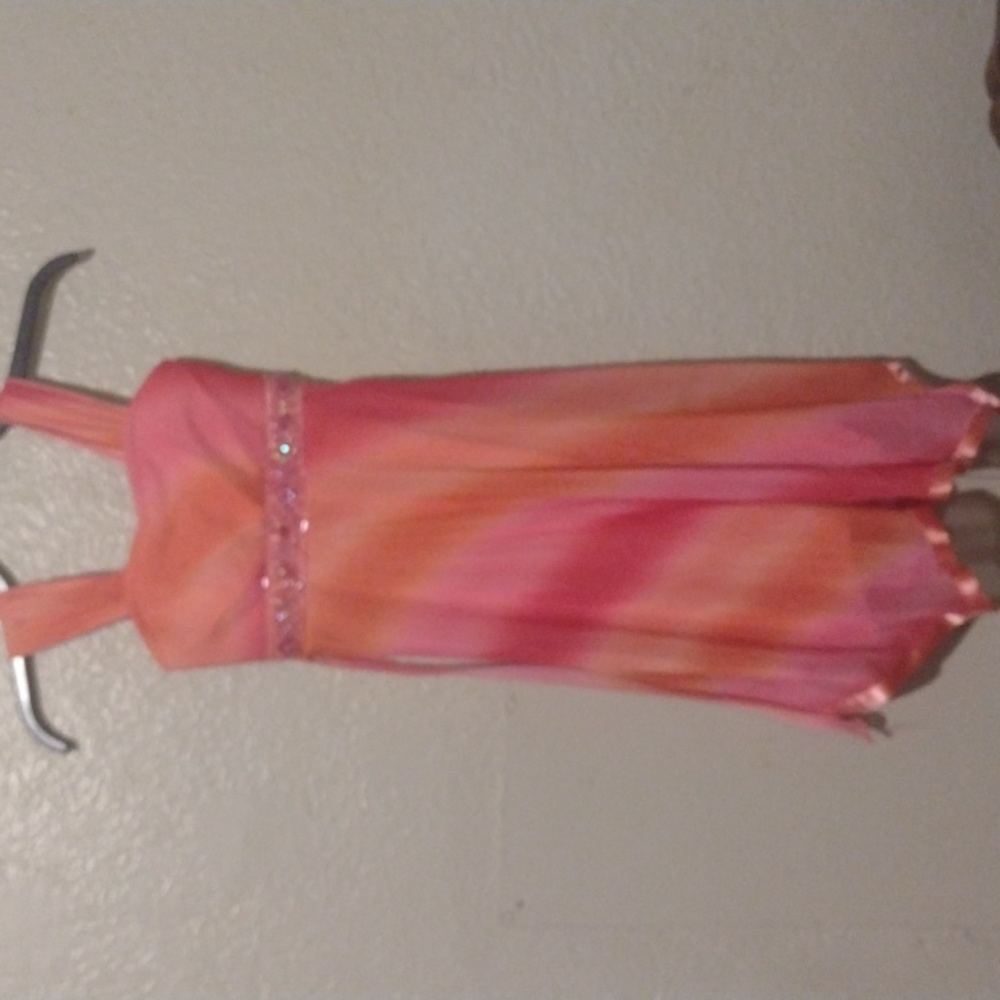 Versatile dress - Picture 3 of 7